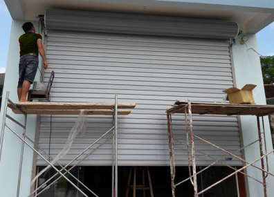 Thợ Sửa Cửa Cuốn Tại Quận 10 Phục Vụ 24/7 TPHCM