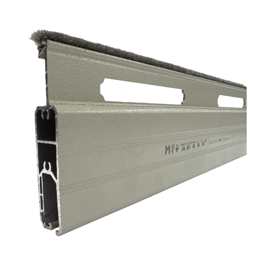 CỬA CUỐN NHÔM MITADOOR SIÊU THOÁNG X210R