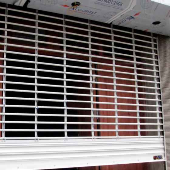 CỬA CUỐN SONG NGANG THÉP SƠN TĨNH ĐIỆN PHI TRÒN ∅ 19